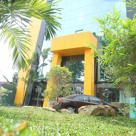Hotel Kamrel Kurunegala Eksteriør bilde
